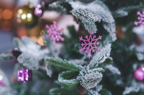 Simplify the Holidays with Artificial Christmas Trees